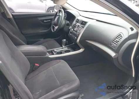 2013 Nissan Altima 2.5 S z USA, uszkodzony, nr VIN 1N4AL3AP7DC199423